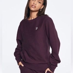 NIP. COLLEGE CREW NECK SWEATSHIRT LARGE